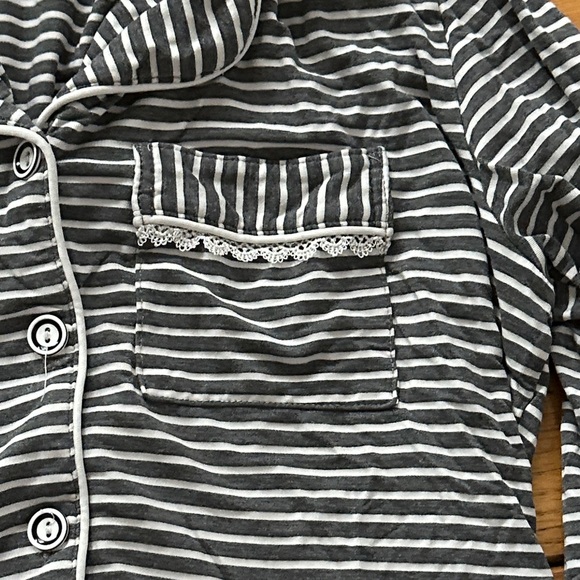 Women's striped pajamas - Picture 3 of 7